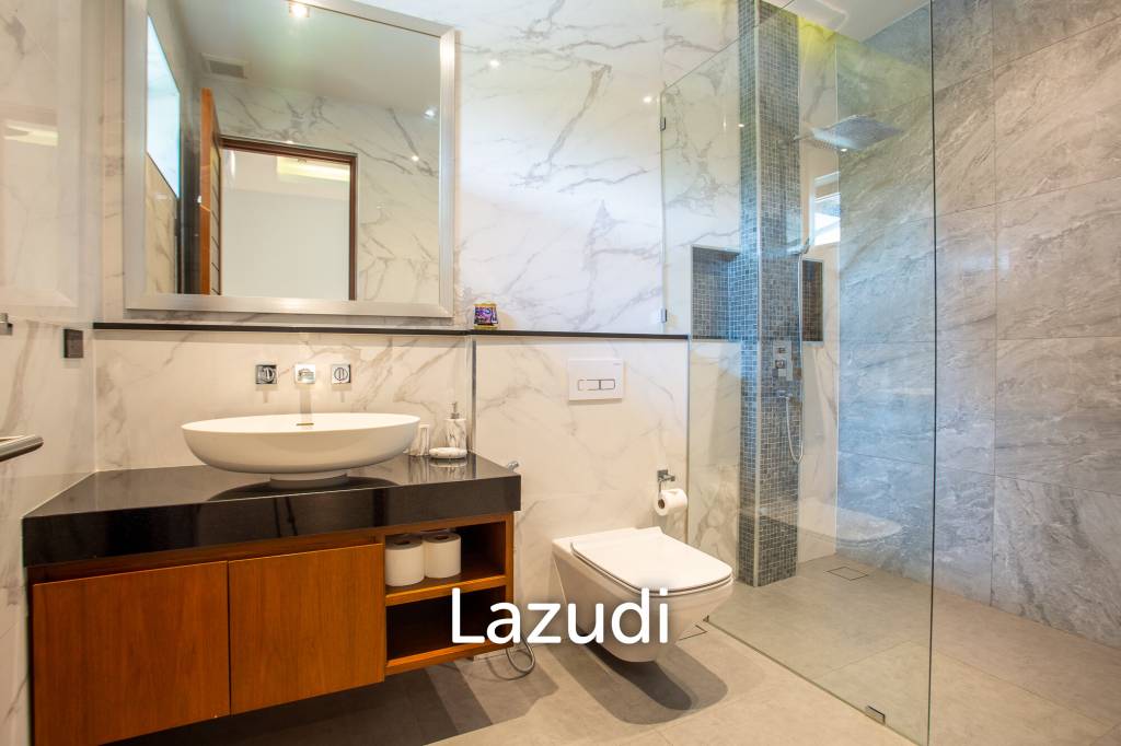 Luxury Modern 6 Bed Pool Villa with Big land plot