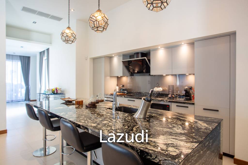 Luxury Modern 6 Bed Pool Villa with Big land plot