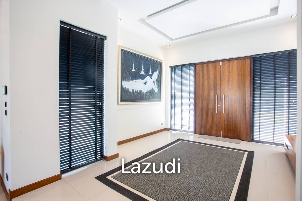 Luxury Modern 6 Bed Pool Villa with Big land plot