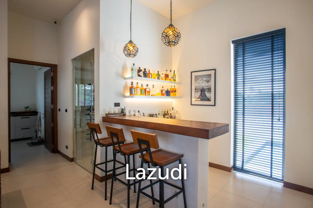 Luxury Modern 6 Bed Pool Villa with Big land plot