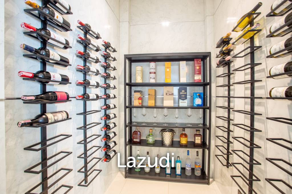 Luxury Modern 6 Bed Pool Villa with Big land plot