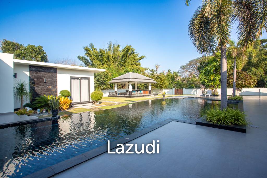 Luxury Modern 6 Bed Pool Villa with Big land plot