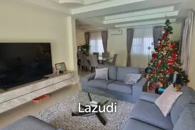 3 Beds 4 Baths 212 SQ.M. Pattaya Lagoon Village