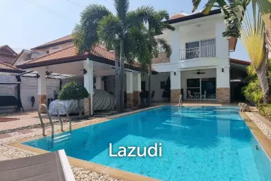 3 Beds 4 Baths 212 SQ.M. Pattaya Lagoon Village