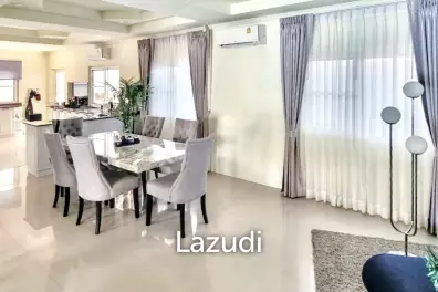 3 Beds 4 Baths 212 SQ.M. Pattaya Lagoon Village