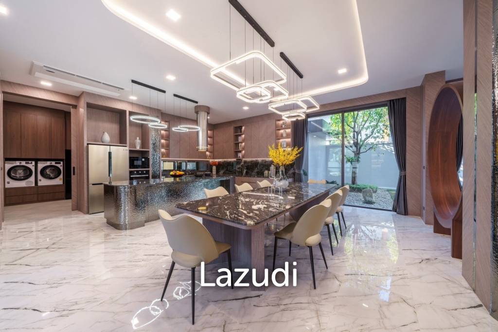6 Bed 8 Bath 1515 SQ.M. M Mountain Grand Villa