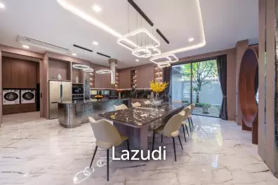 6 Bed 8 Bath 1515 SQ.M. M Mountain Grand Villa