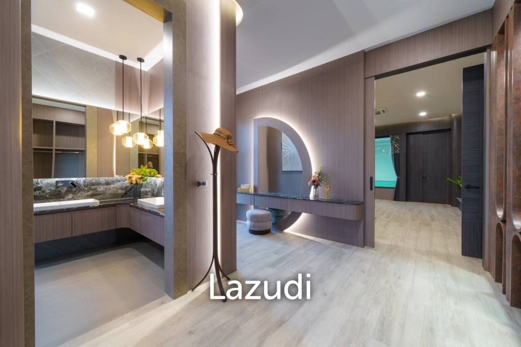6 Bed 8 Bath 1515 SQ.M. M Mountain Grand Villa