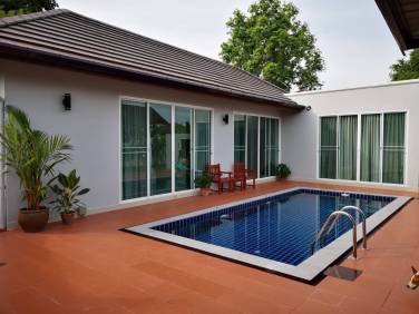 Luxurious Standalone 2-Bedroom Villa in Choeng Thale Phuket