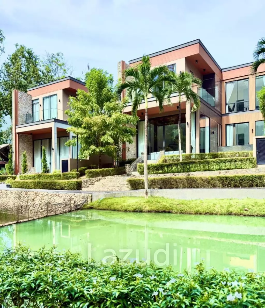 Luxury 3 Bedroom Pool Villa At The Menara Hills