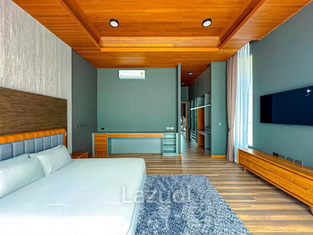 Luxury 3 Bedroom Pool Villa At The Menara Hills