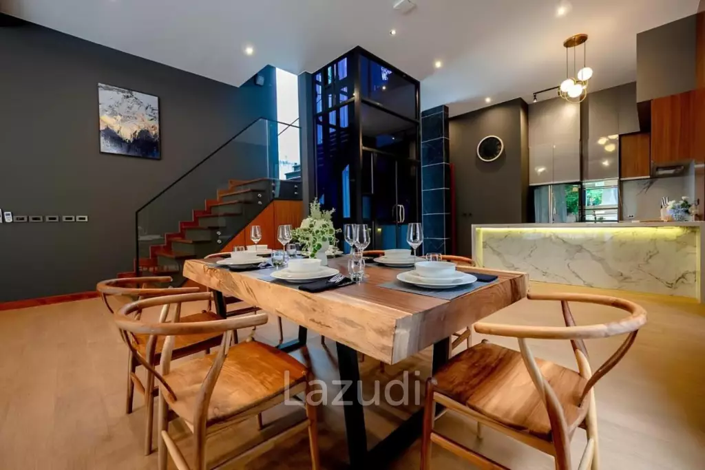 Luxury 3 Bedroom Pool Villa At The Menara Hills