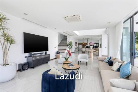 Modern Luxury Villa with Sea Views in Prestigious Chaweng Noi, Koh Samui