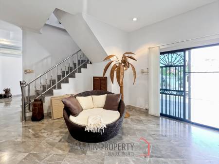Charming 3 Bedroom Villa with Swimming Pool in Chantha Village