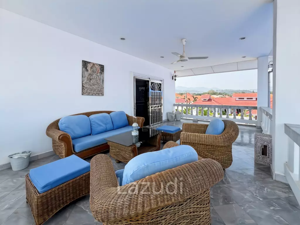 Charming 3 Bedroom Villa with Swimming Pool in Chantha Village