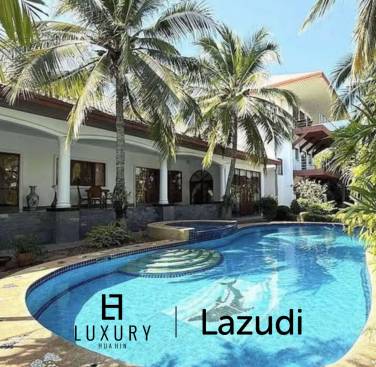 5 Bed 4 Bath Villa For Sale