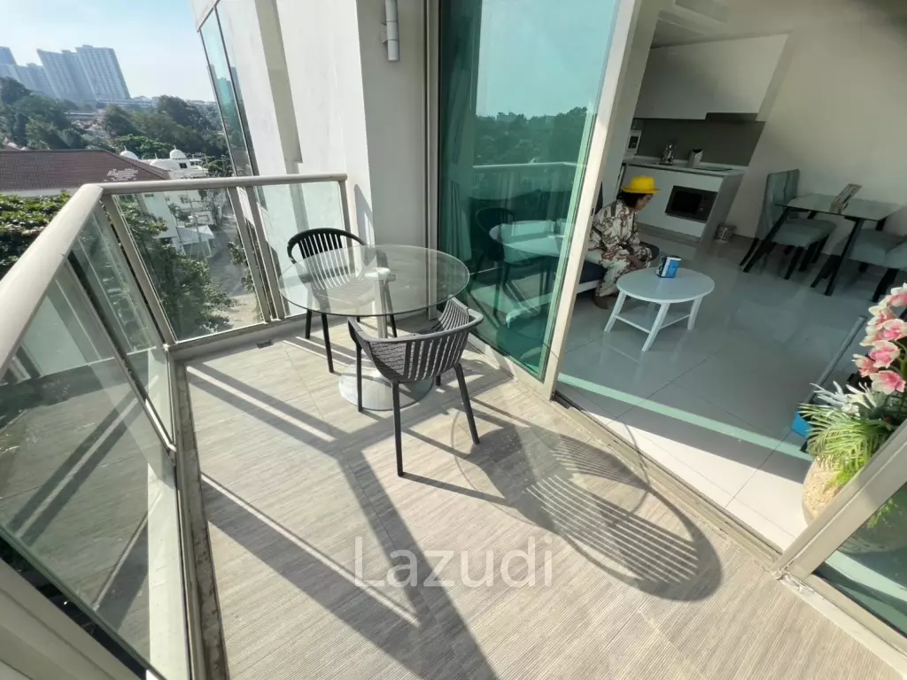 1 Bedroom 1 Bathroom 50 SQ.M. The Riviera Wongamat Beach