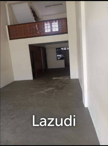 3.5 Storey Commercial Building 2 Unit For Sale in Rim Kok