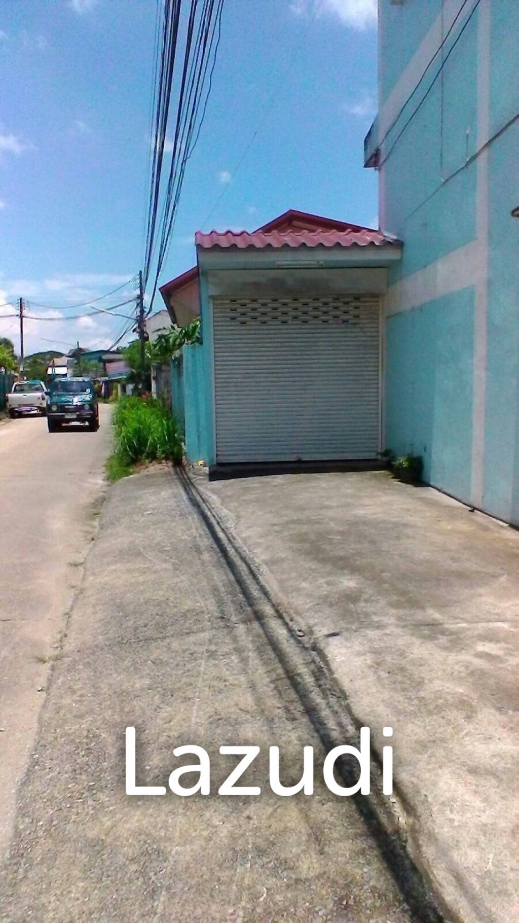 ขายอาคารพาณิชย์ 3 ชั้นครึ่งใจกลางเมืองที่ต.ริมกก