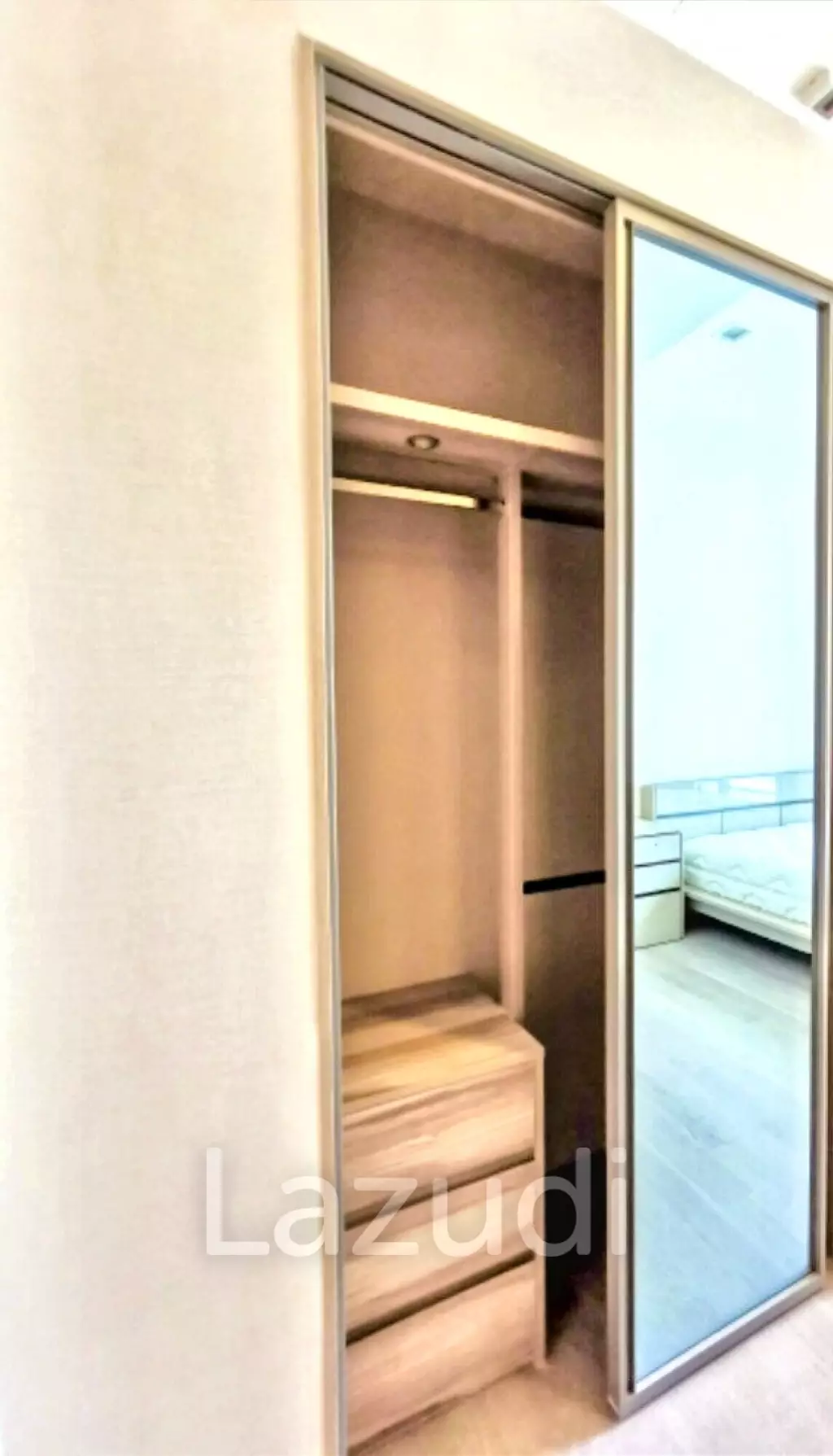 1 Bedroom 1 Bathroom 36 SQ.M The ESSE Asoke