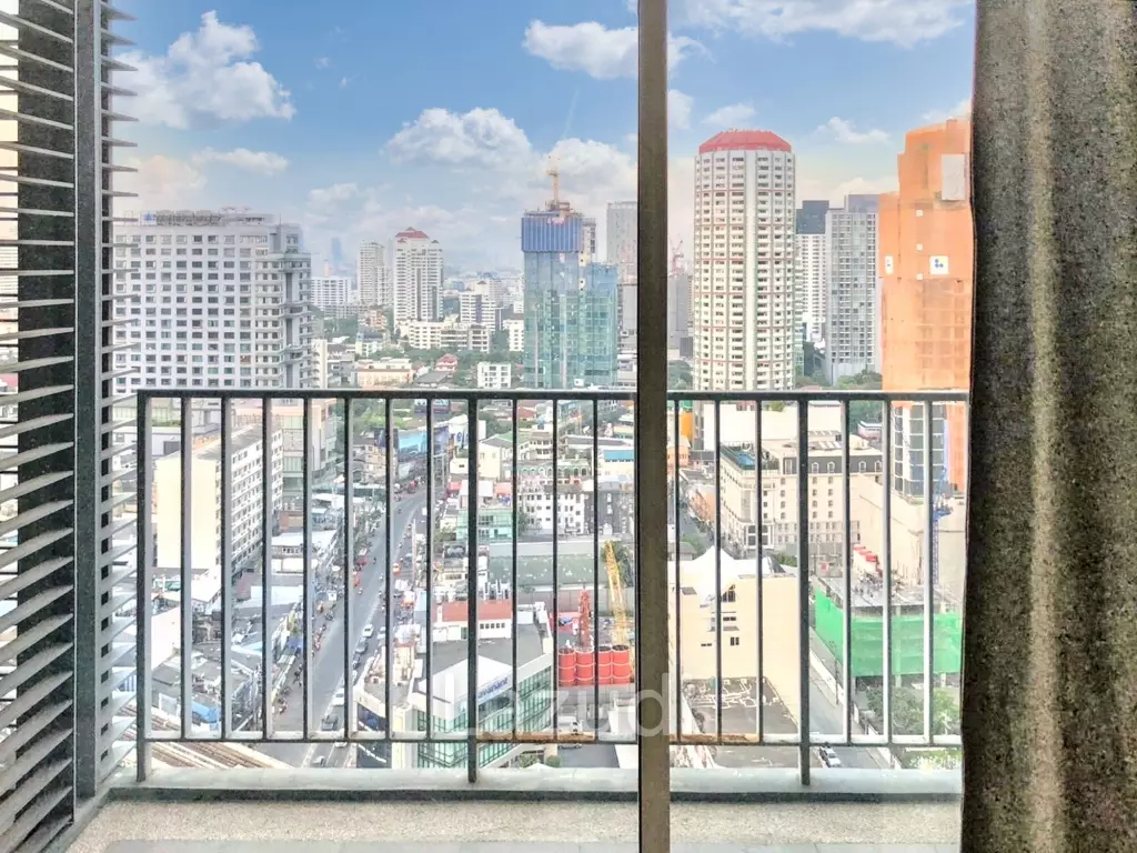 1 Bedroom 1 Bathroom 67 SQM. Siri at Sukhumvit