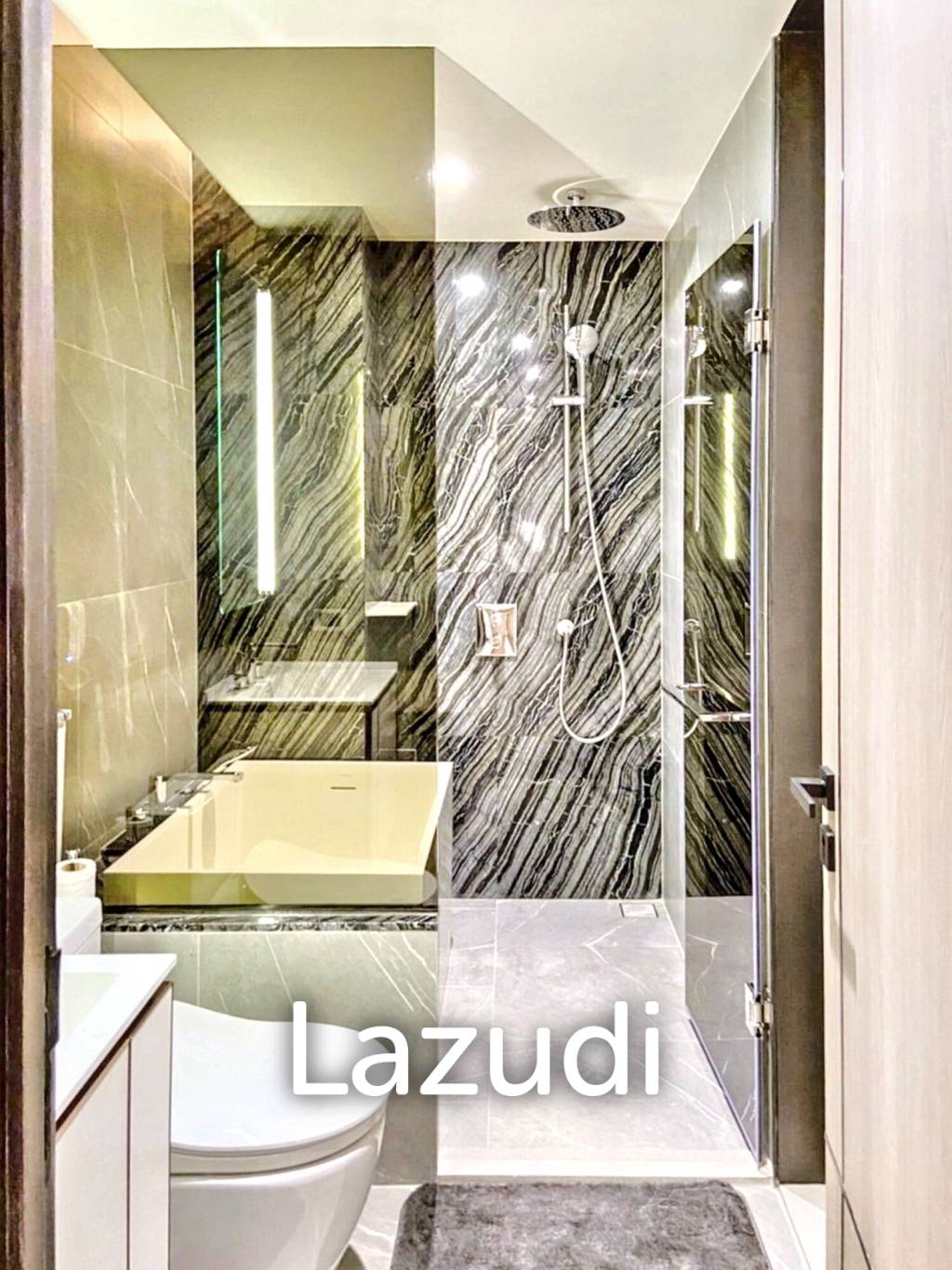 1 Bed 1 Bath  49 SQM. The Reserve Sukhumvit 61