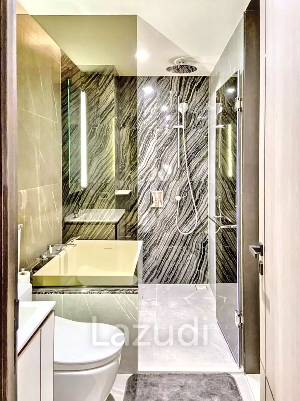 1 Bed 1 Bath  49 SQM. The Reserve Sukhumvit 61