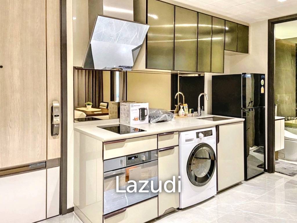 1 Bed 1 Bath  49 SQM. The Reserve Sukhumvit 61