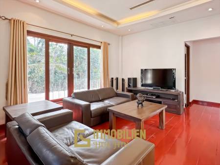 Fantastic Deal! Charming 2-Bedroom Villa in Bo Fai, Hua Hin