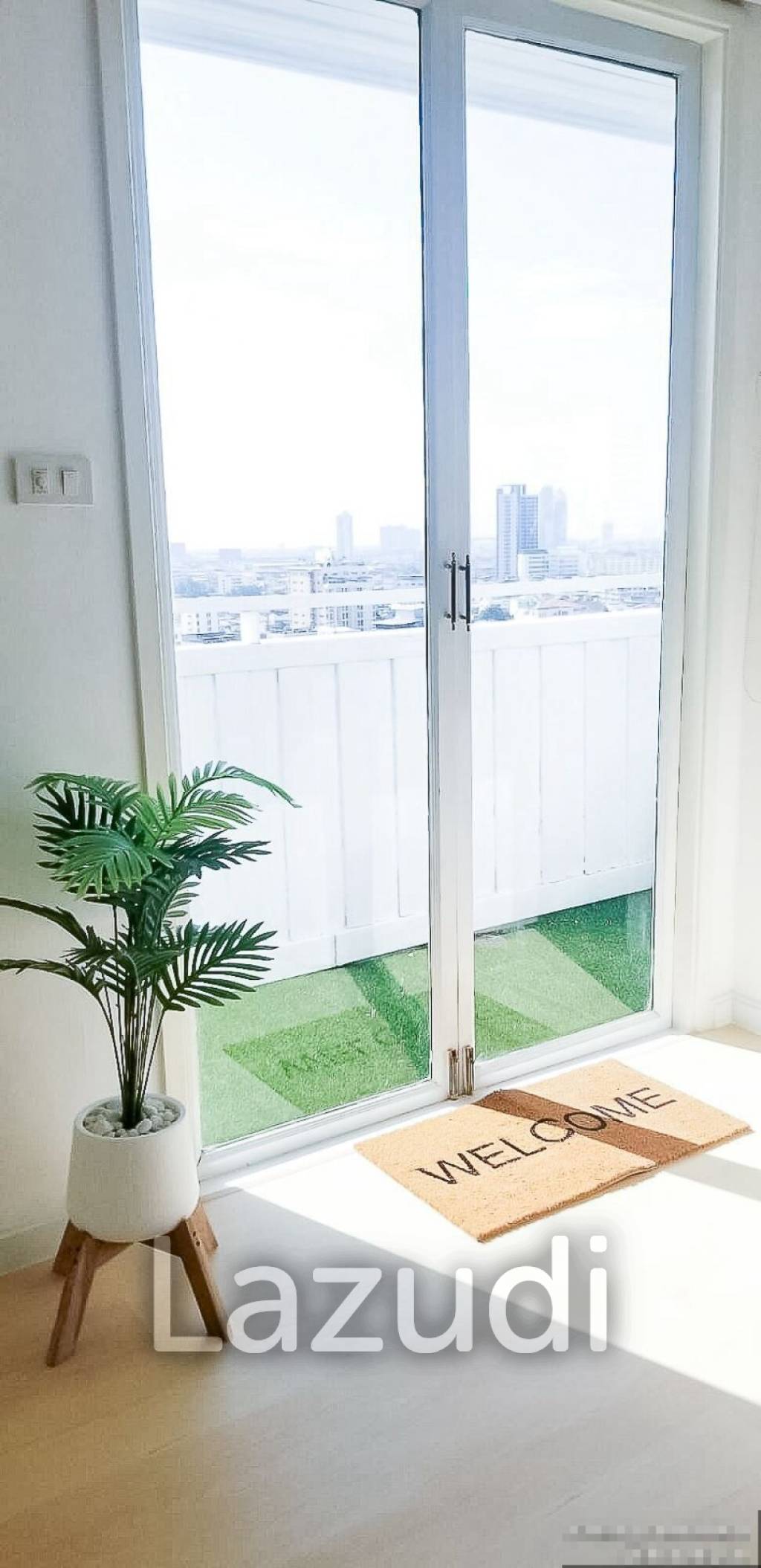 1 Bed 2 Bath 164 SQ.M Sathorn Happy Land Tower