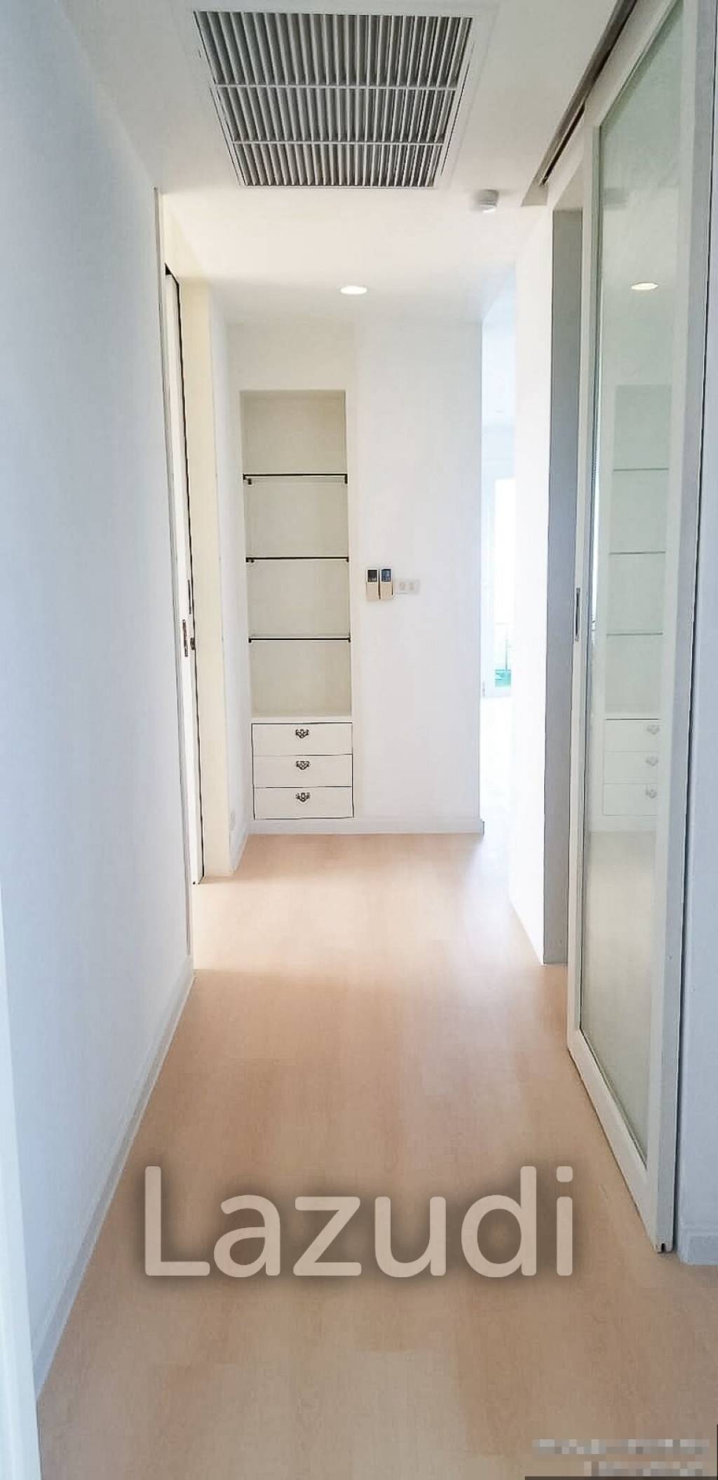 1 Bed 2 Bath 164 SQ.M Sathorn Happy Land Tower