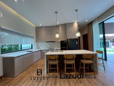 863 Sqm 3 Bed 3 Bath Villa For Sale