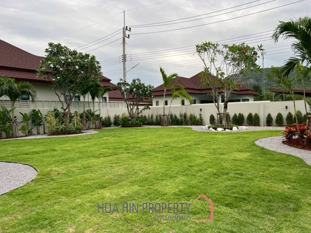 3 Bed 3 Bath 310 SQ.M Panorama Black Mountain