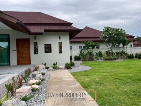 3 Bed 3 Bath 310 SQ.M Panorama Black Mountain