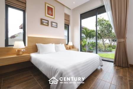 3 Bed 3 Bath 309 SQ.M Panorama Black Mountain