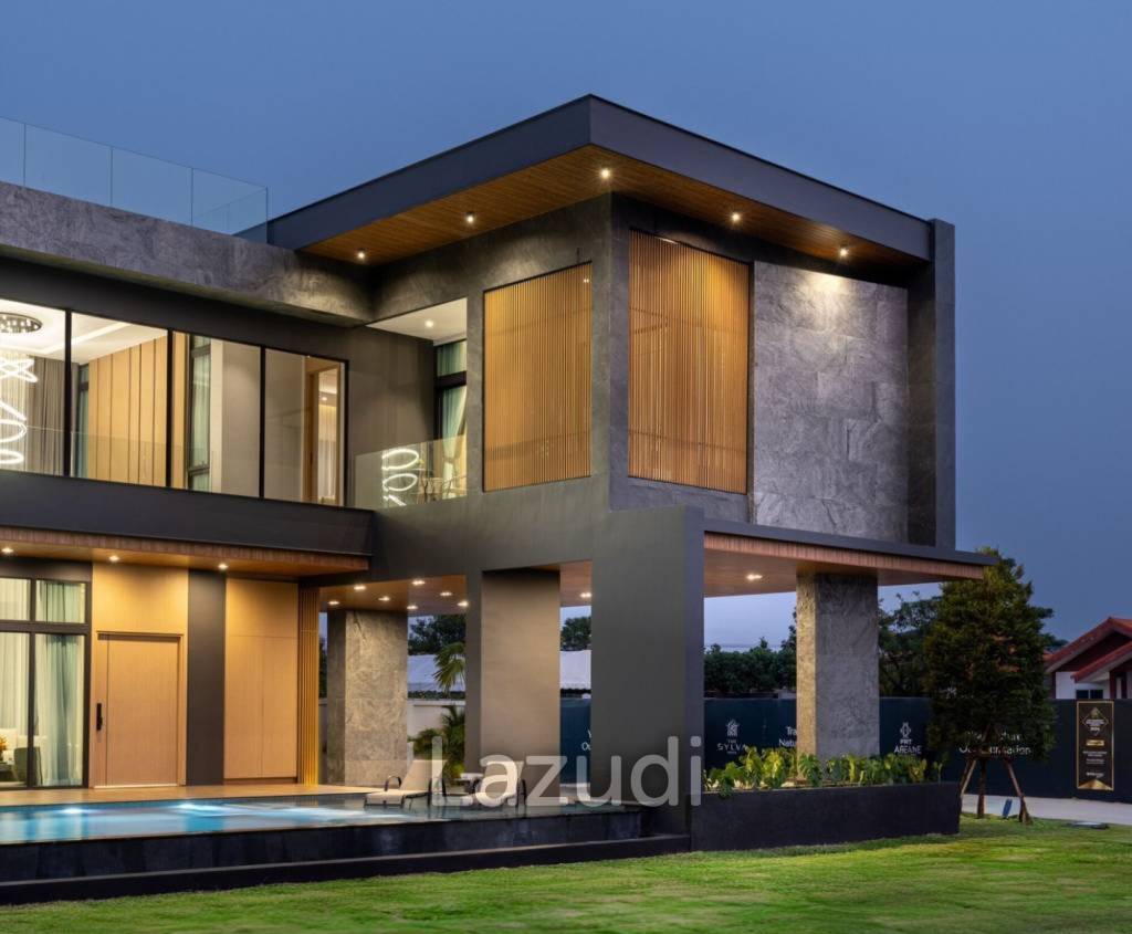 6 Bed 7 Bath 705 SQ.M. The Sylva Pattaya