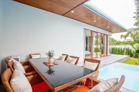 Exquisite 4 Bedroom Villa in La Felice Hua Hin