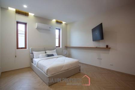 Exquisite 4 Bedroom Villa in La Felice Hua Hin