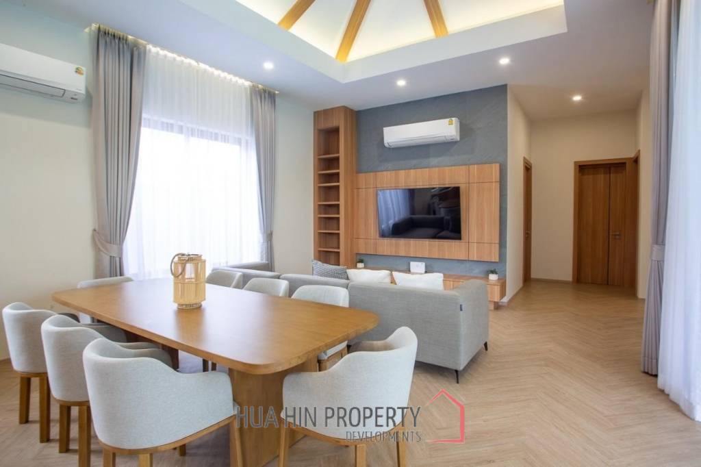 Exquisite 4 Bedroom Villa in La Felice Hua Hin