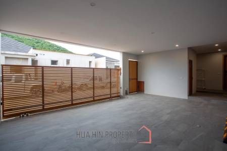 Exquisite 4 Bedroom Villa in La Felice Hua Hin
