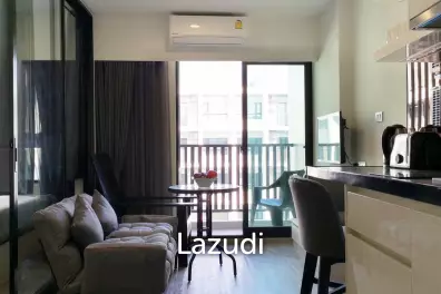 DUSIT D2 RESIDENCE : 1 Bed Pool View condo near Bluport