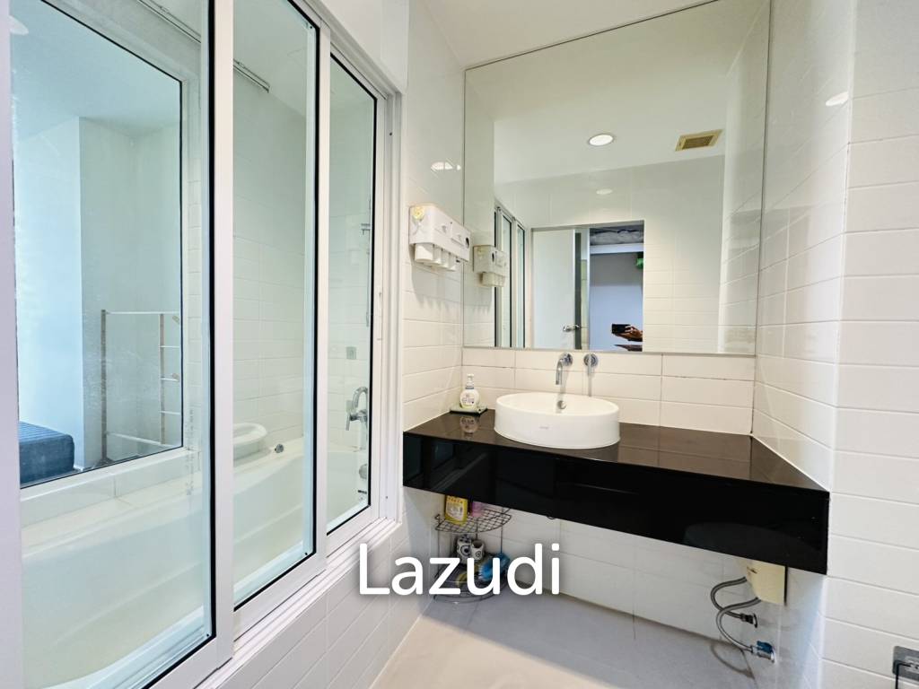 1 Bed 1 Bath 34 SQ.M  Ideo Mix Sukhumvit 103