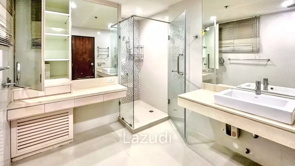 2 Bed 2 Bath 110 SQ.M The Rajdamri Condominium
