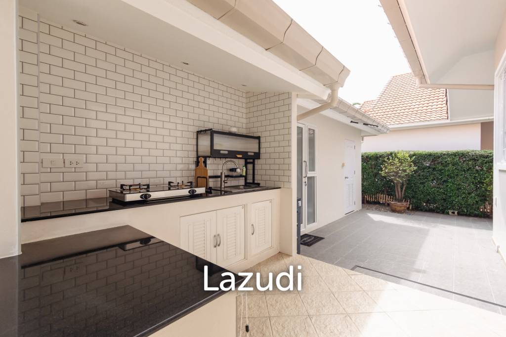 EEDEN VILLAGE :  Nice 3 Bed Pool Villa for Sale