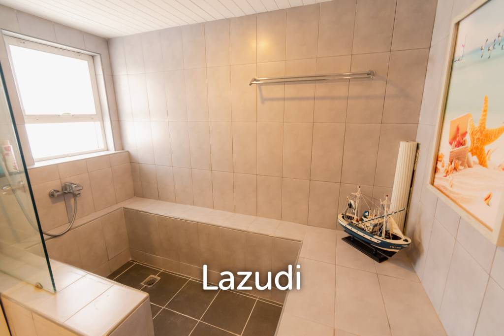 EEDEN VILLAGE :  Nice 3 Bed Pool Villa for Sale