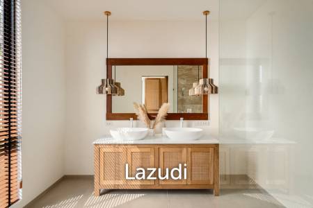 Stunning panoramic seaview luxury villa 4 bedrooms plus maid and gym room on Chaweng Hill (Ready to move in)