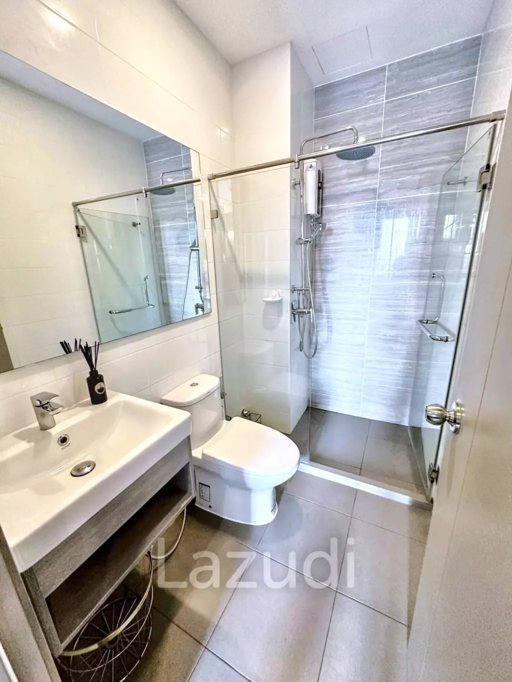 1 Bed 1 Bath 27 SQ.M KnightsBridge Prime - Onnut