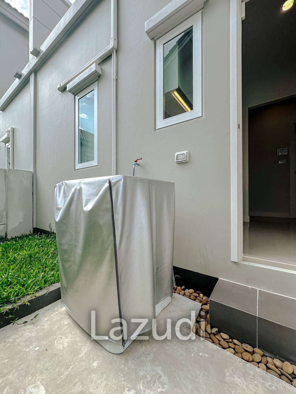 4-bed newly-built Anasiri Paklok