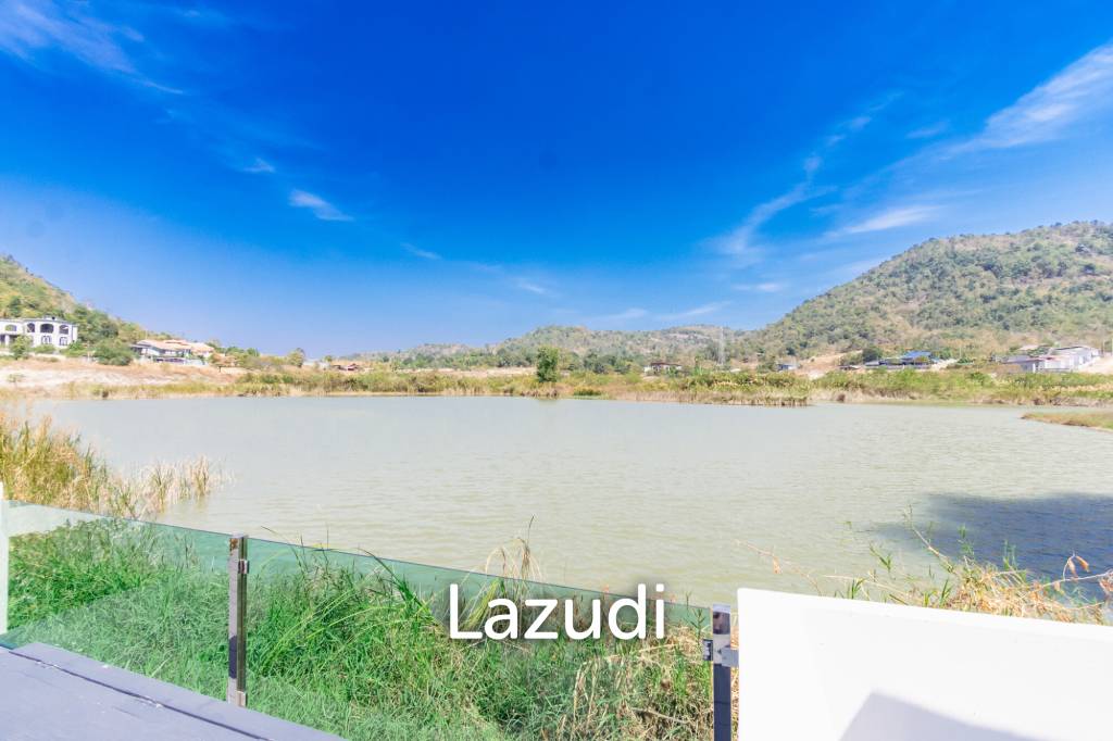 New 3 bed pool Villa with Lake View