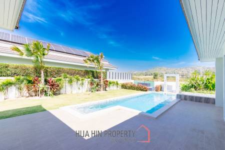 New 3 bed pool Villa with Lake View